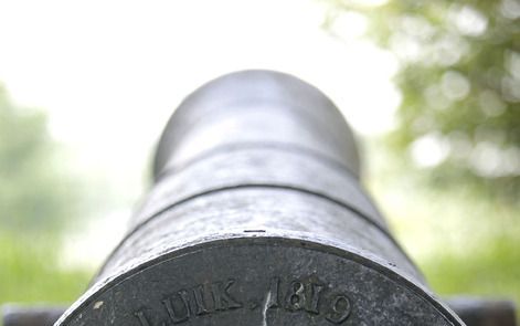 Een Amerikaan die replica’s bouwt van 19e-eeuwse vuurwapens heeft in Pennsylvania per ongeluk een kanonskogel bij zijn buren naar binnen geschoten. Foto ANP