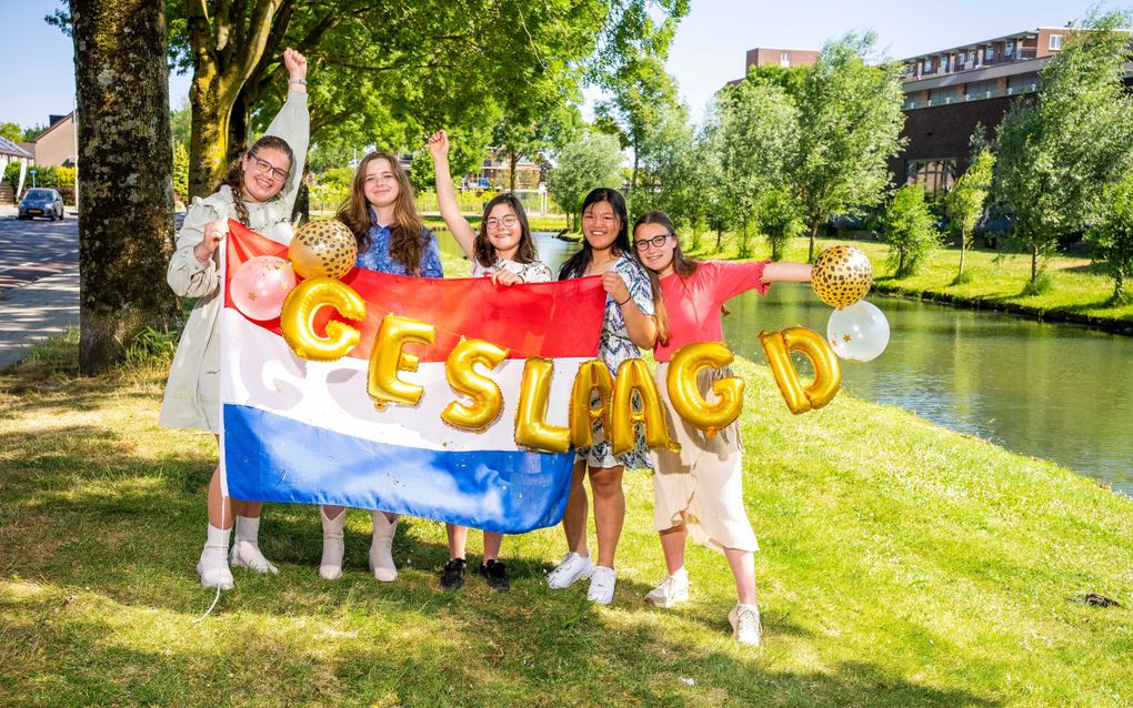 V.l.n.r.: Margriet Breen, Marieke de Jong, Lisa de Jong, Channe-lin Vos, Rosalie Breen