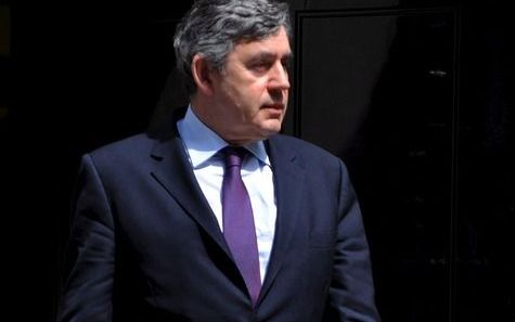 LONDEN – De Britse premier Gordon Brown heeft een nieuwe woordvoerder benoemd in een poging zijn zwaar beschadigde imago op te poetsen. Het gaat om Simon Lewis, een zwaargewicht op communicatiegebied. Foto EPA