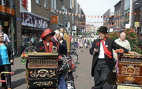 Handdraaiorgels. Foto Stichting Nederlandse Kampioenschappen Handdraaiorgels.