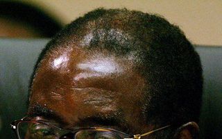 HARARE - De Zimbabwaanse president Mugabe. Foto EPA