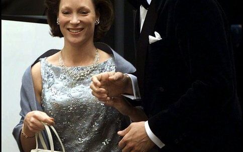 De Roy van Zuidewijn en Prinses Margarita in 2001. In 2003 kwam het stel in opspraak na zich in een interview scherp uit gelaten te hebben over Koningin Beatrix. Drie jaar later, in 2006, scheidde het koppel. Foto ANP