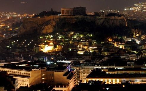 ATHENE - Het licht gaat uit in Athene, Griekenland. Foto EPA