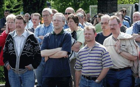 STADSKANAAL â€“ Het doek is gevallen voor het personeel van Philips in Stadskanaal. Omdat Philips het werk overhevelt naar China gaat de halfgeleidervestiging over anderhalf jaar definitief dicht. De 250 medewerkers komen daardoor op straat te staan. Foto