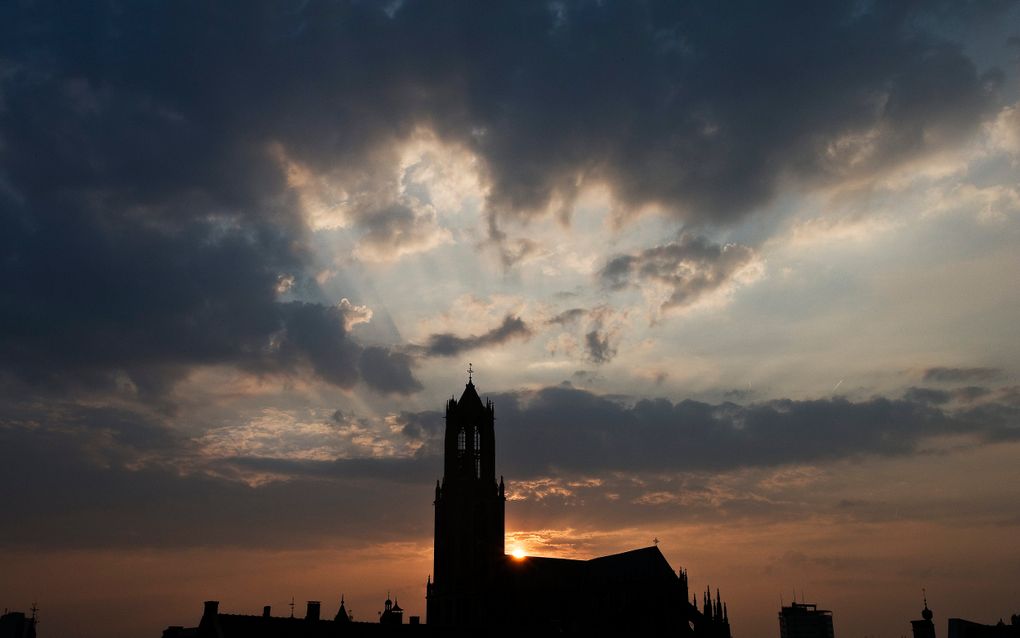 Het Platform Rome-Reformatie vindt dat de Rooms-Katholieke Kerk en de protestantse kerken niet langer gescheiden mogen optrekken. Foto: de Dom in Utrecht. beeld RD, Henk Visscher