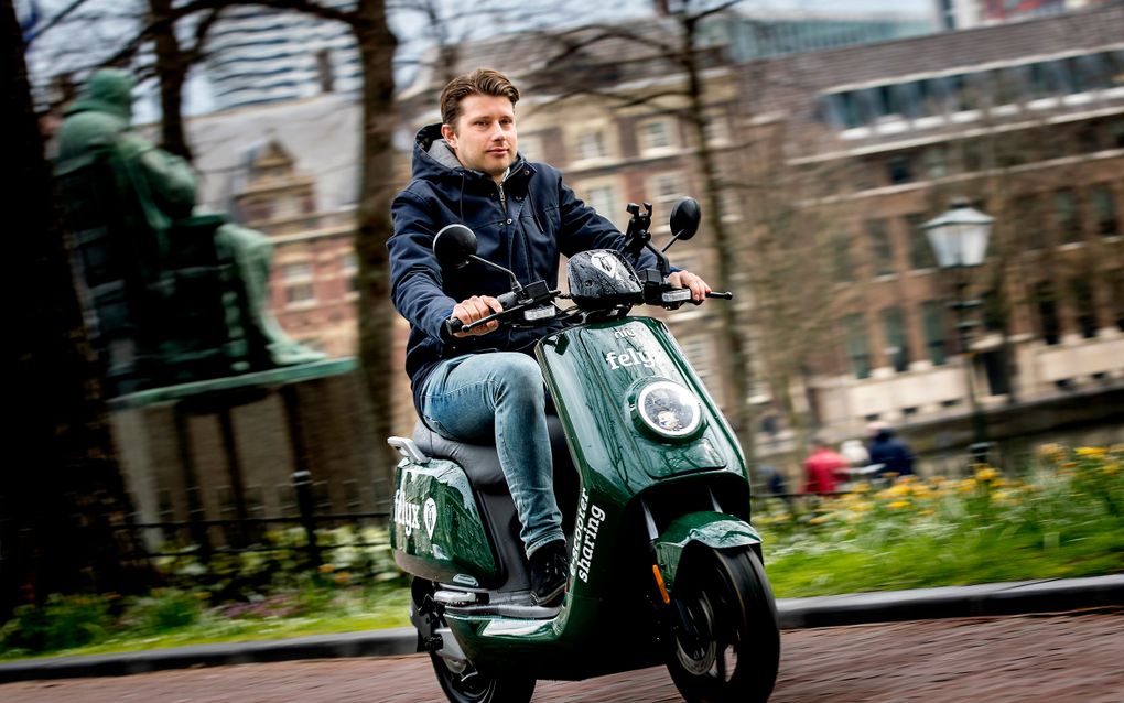 Bijna een op de zeven nieuwe scooters is elektrisch aangedreven
