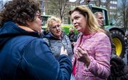 Actievoerders tijdens een boerenprotest. De boeren zijn het niet eens met het stikstofbeleid van minister Christianne van der Wal. beeld ANP, Lex van Lieshout 