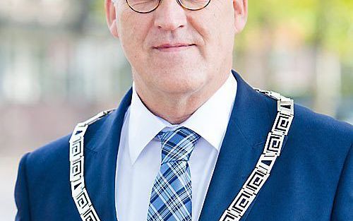 Burgemeester Hoogendoorn van Oldebroek. beeld gemeente Oldebroek