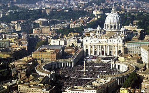 ROME - De Nederlandse Rooms-Katholieke Kerk is vrijwel betekenisloos in het Vaticaan. - Foto EPA