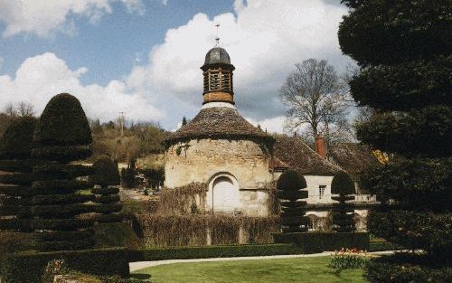 LA BUSSIERE SUR OUCHE â€“ In het Franse La Bussiere sur Ouche wordt sinds dinsdag het Colloque Biblique Francophone, een conferentie voor predikanten, gehouden. Woensdag vervolgde ds. Olivier Favre zijn referaat over seksualiteit en huwelijk. Hij verdedig