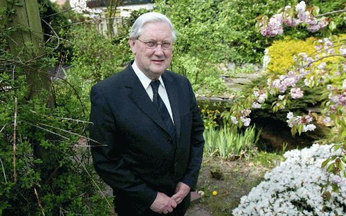 WOUDENBERG â€“ Ds. F. Luitjes nam afgelopen zondag in verband met zijn emeritaat afscheid van de hervormde gemeente van Woudenberg. „Het Woord van God doet het en houdt het. Dát trekt mensen.” Foto RD, Anton Dommerholt