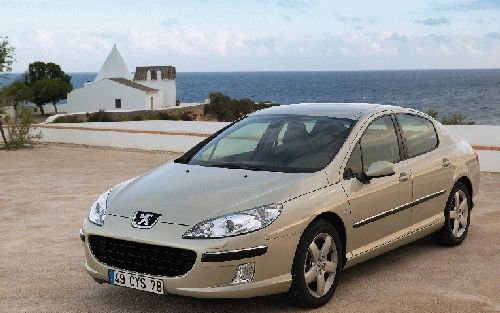 De nieuwe Peugeot 407: de tanden van de leeuw zijn opnieuw geslepen.