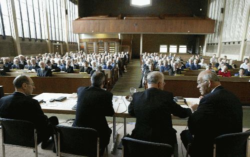 GOUDA â€“ Tijdens de jaarlijkse studiedag van het deputaatschap voor IsraÃ«l van de Gereformeerde Gemeenten, die vrijdag gehouden werd in Gouda, was er ook een forumdiscussie. Foto Fotoburo Martin Droog