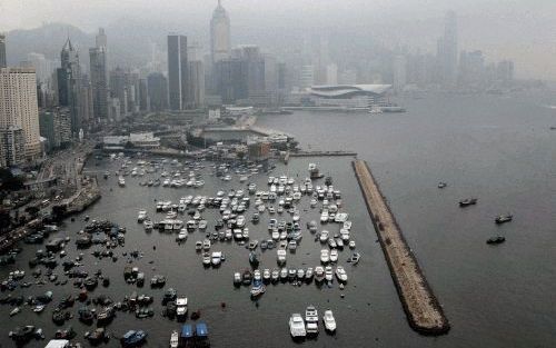 HONGKONG - De skyline van Hongkong. Zondag gaat men in deze Chinese stad naar de stembus. Foto EPA