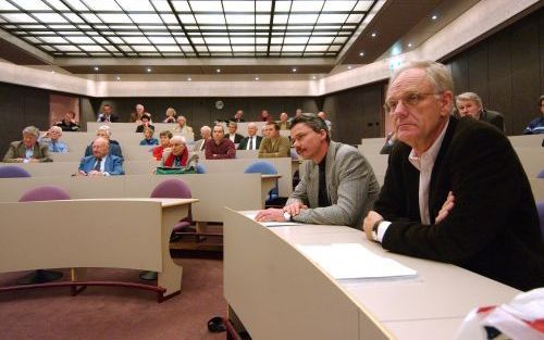 AMSTERDAM â€“ Op de Vrije Universiteit in Amsterdam had dinsdagmiddag de presentatie plaats van deel I van de Bibliografie van Nederlandse Protestantse Periodieken. In boek zijn gegevens opgenomen over 400 protestantse periodieken. De oudste, de Bredasche