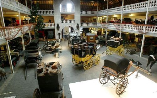 HEERLEN â€“ Een particuliere collectie van meer dan 300 vaak eeuwenoude koetsen waaiert naar alle windstreken uit. De koetsen werden sinds 1973 verzameld door een discotheekeigenaar die naast zijn disco een groot museum bouwde. Dat moest uitgroeien tot he