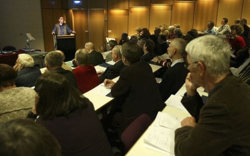 GRONINGEN â€“ Prof. dr. J. Slaats, hoogleraar interne geneeskunde en geriatrie, was maandag een van de sprekers tijdens een symposium over geestelijke verzorging in Groningen. Foto Willem van Vliet