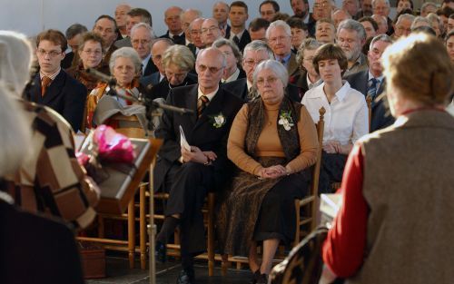 MOORDRECHT â€“ In de Dorpskerk te Moordrecht herdacht M. J. Uijl van Stichting Friedensstimme dinsdag zijn 25 jarig jubileum. Uijl: „God schakelt mensen in om Zijn Woord te verkondigen, ook in Rusland. Dat is een wonder.” Foto Bram Gebuys