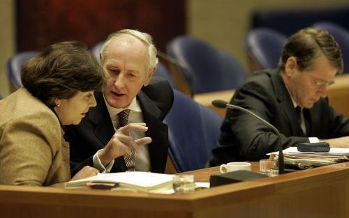 DEN HAAG - De ministers Verdonk van Vreemdelingenzaken en Integratie (l.), Remkes van Binnenlandse Zaken (m.) en Donner van Justitie (r.) tijdens het Tweede-Kamerdebat over terrorisme. Foto ANP