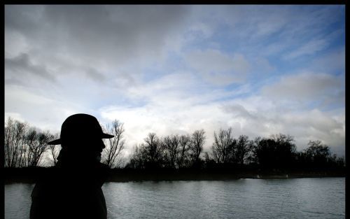 Liquidaties in de Biesbosch door het verzet zijn zestig jaar na dato nog altijd omgeven met geheimzinnigheid. Vaststaat dat er op het Ganzennest vijf Nederlandse SS’ers met een nekschot zijn geÃ«xecuteerd. Maar wat gebeurde er op De Dood? „Er zouden Duits