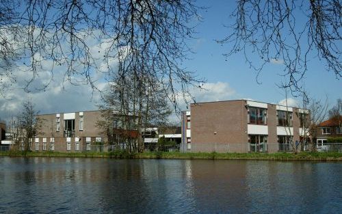 GOUDA â€“ De Graaf Jan van Nassauschool in Gouda. Woensdag nam de school de nieuwbouw, vier lokalen en verschillende nevenruimten, in gebruik. Daarmee komt een einde aan tien jaar werken in noodlokalen. Foto RD, Anton Dommerholt