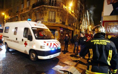 PARIJS â€“ Een felle brand in een hotel in het centrum van Parijs heeft vrijdagmorgen aan zeventien mensen het leven gekost. Er raakten meer dan vijftig mensen gewond, van wie dertien ernstig. In het hotel, Paris Opera aan de Rue de Provence in het 9e arr