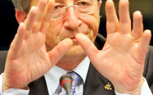 BRUSSEL â€“ De minister president van Luxemburg en voorzitter van de Europese Raad, Jean Claude Juncker, tijdens een persconferentie vrijdag na het mislukken van de top over een nieuwe begroting. Foto EPA