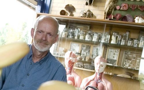 Ronald Ridder, biologieleraar op het openbare Vallei College in Amersfoort. Foto RD