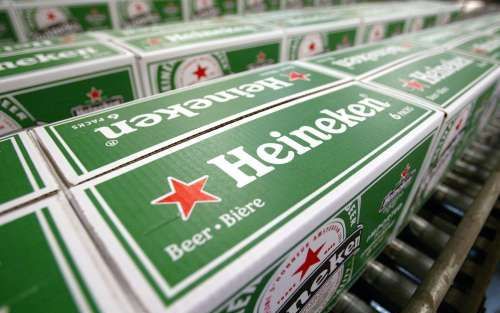 DEN BOSCH - Heineken doet goede zaken in Rusland. De Nederlandse bierbrouwer is inmiddels nummer drie in dat land. Woensdagmorgen presenteerde Heineken de halfjaarcijfers. - Foto ANP