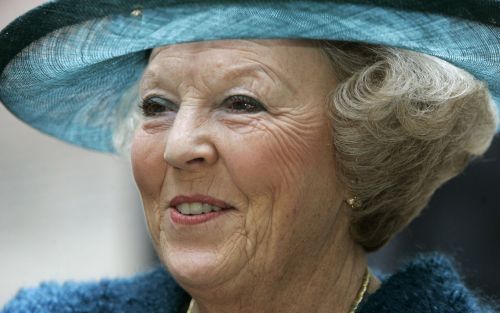 Koningin Beatrix tijdens haar jubileumbezoek aan de provincie Drenthe op 8 oktober.- Foto ANP