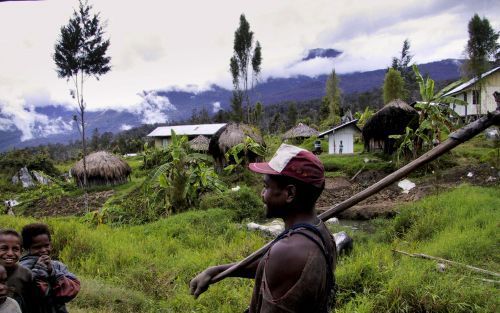 „Nederland en de internationale gemeenschap moeten hun verantwoordelijkheid nemen en druk uitoefenen op IndonesiÃ« om gehoor te geven aan de oproep tot een serieuze dialoog over de toekomst van ons, Papoea’s.” - Foto RD, Sjaak Verboom