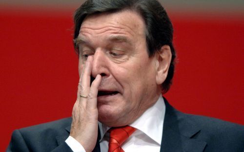 <center> SCHRÃ–DER <center> ...technocraat...