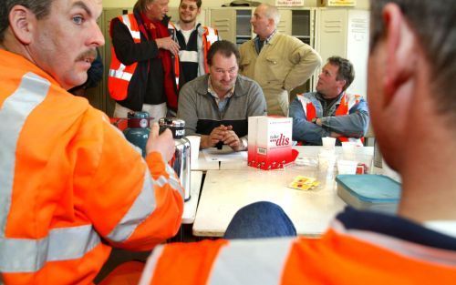 „Als het vervallen van arbeidsplaatsen onvermijdelijk is, dienen de betrokken partijen zich bewust te zijn van het feit dat een ontslag voor een werknemer niet alleen economische, maar ook sociale en emotionele gevolgen heeft.” Foto ANP