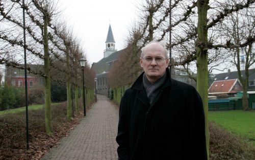 PAPENDRECHT â€“ „In Veenendaal zeiden de mensen wel eens: „Vroeger was er veel volk van God in Veenendaal, en hoe is dat nu?” Maar Jezus Christus is gisteren en heden Dezelfde, en tot in der eeuwigheid. En dat geeft mij moed om door te gaan, ook binnen de