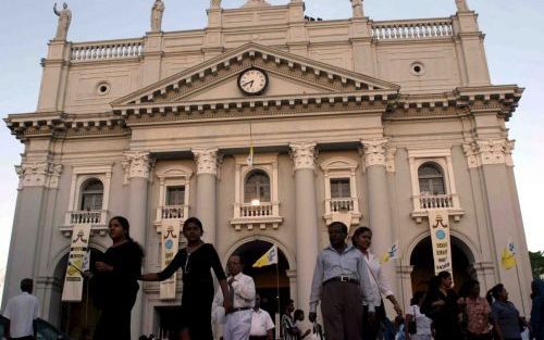 „De kerken in Sri Lanka roepen op tot onmiddellijke actie van de president, leiders van politieke partijen en de Tamil Tijgers om de geweldsspiraal te stoppen.” - Foto EPA