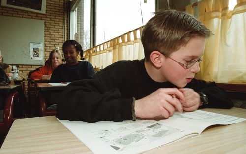 „Leerlingen zijn uiteindelijk zelf verantwoordelijk voor hun leerproces en hun schoolloopbaan. De school mag hun die verantwoordelijkheid niet afnemen door onomkeerbare selectiebeslissingen te nemen over de hoofden van jonge kinderen.” Foto Rein Geleijnse