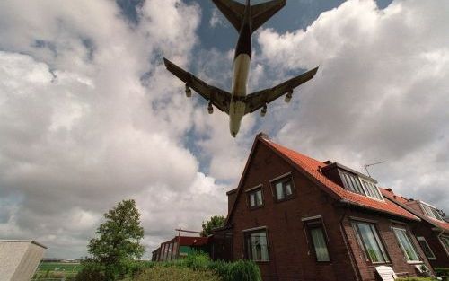 „Schiphol is de grootste contribuant aan het broeikaseffect en stoot enorme hoeveelheden vervuilende stoffen uit.” Foto ANP