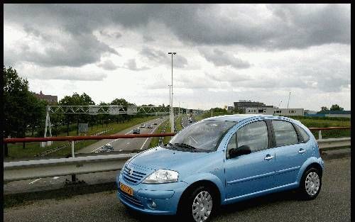 De CitroÃ«n C3 oogt modern en is het blik geworden bewijs dat een leuke en originele auto binnen het bereik van de massa gebracht kan worden. Zoals ooit ook met de 2CV gebeurde. - Foto’s RD, Henk Visscher