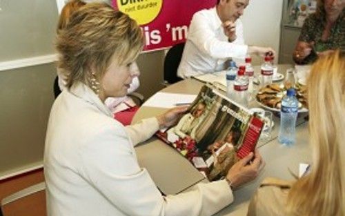 Prinses Laurentien speelde ter gelegenheid van haar veertigste verjaardag voor hoofdredacteur van het blad Margriet. Foto Nick van Ormondt