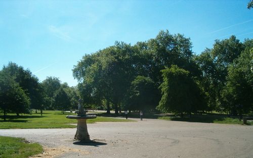 LONDEN â€“ Al bijna vier eeuwen functioneert Hyde Park als toevluchtsoord voor Londenaren die even willen ontsnappen aan de hectiek van de stad. Foto Arthur Krebbers