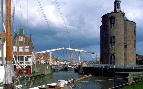 ENKHUIZEN â€“ De Dromedaris aan de Buitenhaven in Enkhuizen. De stad bestaat 650 jaar. „Enkhuizen is nooit ingenomen.” Foto ANP