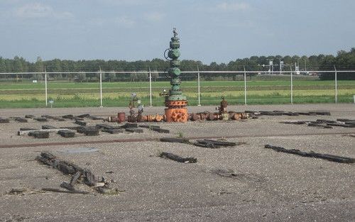 OTTOLAND â€“ Ottolanders zijn bang voor aardbevingen. Mogelijk gaat bij het dorp olie en gas gewonnen worden. De voorbereidingen zijn inmiddels in gang gezet. Foto RD