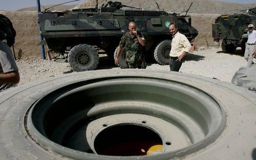 POL E KHOMRI â€“ Minister Kamp van Defensie bezocht donderdag het Nederlandse kamp in het stadje Pol e Khomri in Afghanistan. Na een periode van twee jaar sluit Nederland zijn militaire aanwezigheid in Noord -Afghanistan af. Foto ANP