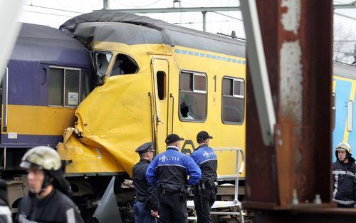 ARNHEM - Treinongeval in Arnhem. Bij de botsing tussen een goederentrein en een passagierstrein raakten 31 mensen gewond. Foto ANP