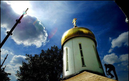 ROTTERDAM – Wellicht kan de (Russische) orthodoxie helpen tegen een doorgeschoten individualisme in het Westen, zo opperde dr. Evert van der Zweerde donderdag op een symposium van het Instituut voor Oosters Christendom in Nijmegen. Foto: de Russisch ortho