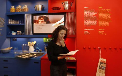 AMSTERDAM – De keuken in het binnenkort te openen kindermuseum van het Joods Historisch Museum in Amsterdam. Kinderen kunnen er zelf ”challes” (gevlochten brood) bakken. Foto ANP