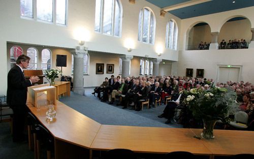 KAMPEN – Het afscheidssymposium van prof. dr. S. Schoon in Kampen werd donderdag druk bezocht. Sprekers belichtten de impasse waarin de joods-christelijke dialoog momenteel verkeert. Foto RD, Anton Dommerholt