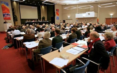 „De PKN bevindt zich in een weinig benijdenswaardige positie. Niet alleen omdat de kerk haar vooraanstaande sociale positie heeft verloren en omdat de demografische ontwikkelingen er voor de kerk niet best uitzien, maar ook omdat ze een semi-established k