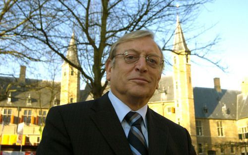 Scheidend Zeeuws commissaris Van Gelder hield vorig jaar uit interesse een lezing over de nadere reformator Jacobus Koelman. „Als jongen nam ik de Bijbel serieuzer dan de meeste leeftijdgenootjes. Op catechisatie volgden we trouw het kerkelijk jaar, maar 