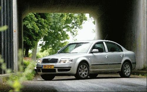 Onder de vleugels van het Duitse VW-concern is het Tjechische Skoda een heel andere koers gaan varen. De Superb moet voorgoed afrekenen met het imago van jaren her. - Foto RD, Anton Dommerholt